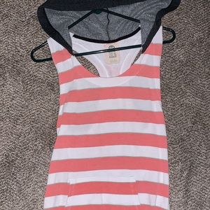 Roxy tank top